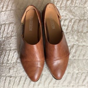 Camel Flat open side shoes